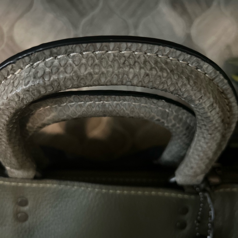 Rogue 36 With Colorblock Snakeskin Detail - Picture 3 of 16
